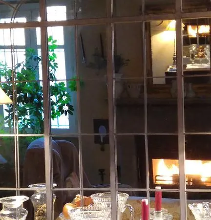 Alojamento de Acomodação e Pequeno-almoço Casa Zaira *