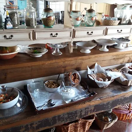 Alojamento de Acomodação e Pequeno-almoço Casa Zaira